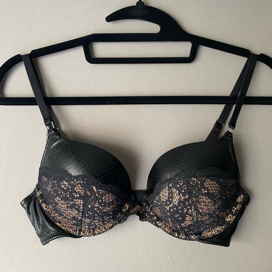 Victoria’s Secret sz 32C pho leather mesh, black lace push-up bra