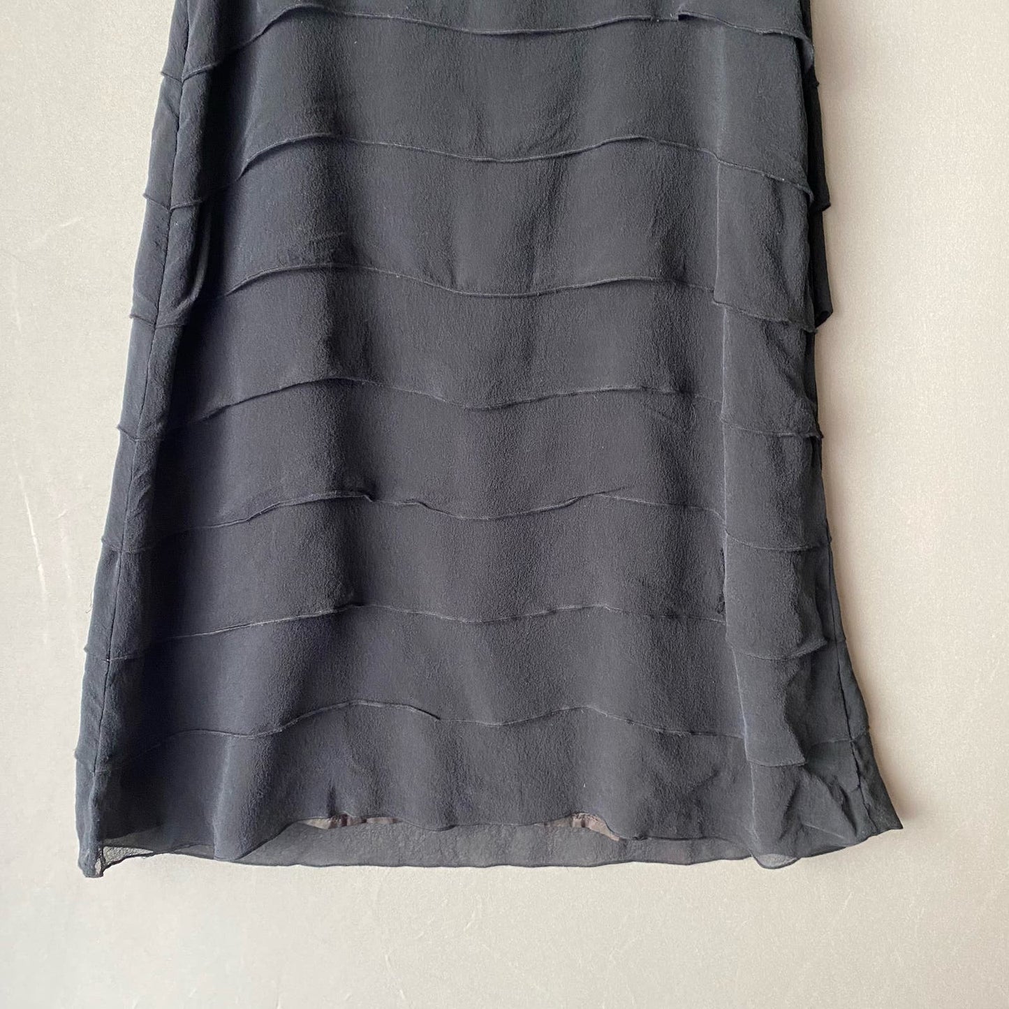 Kenzie sz M Vintage black ruffle layer y2k, 100% silk mini dress