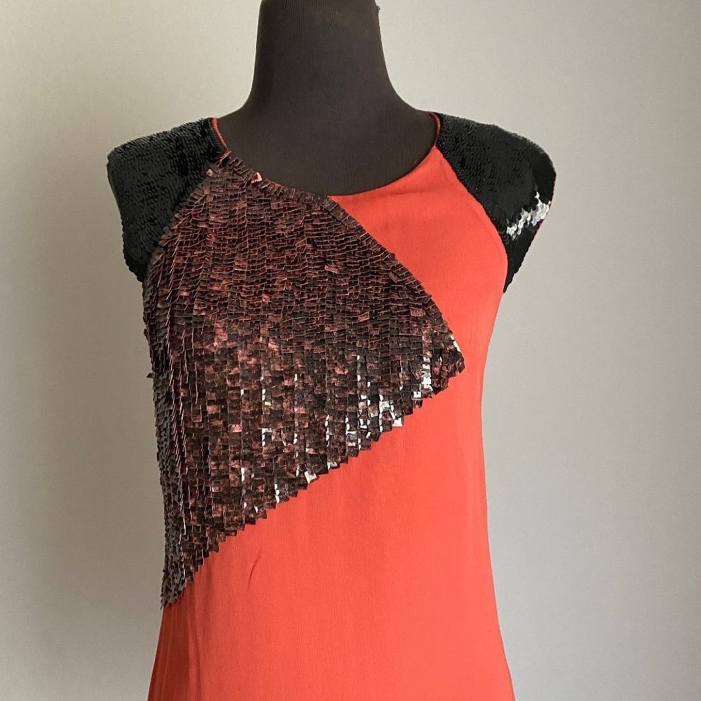 French Connection sz 0 orange sleeveless sequin shift mini dress