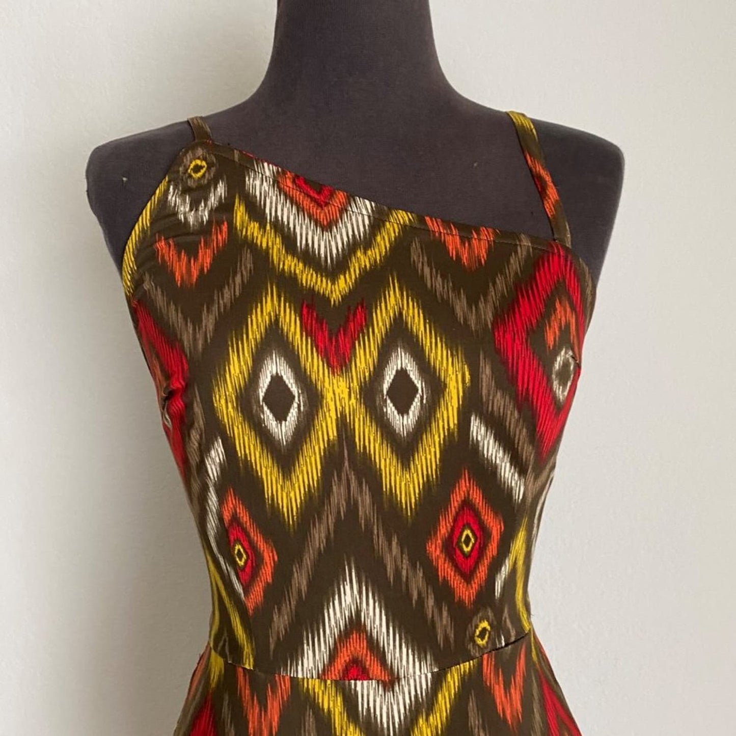 Tatyana sz XS  tribal print boho fitted pencil dress